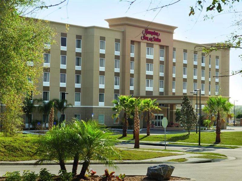 Hampton Inn & Suites - Deland Exterior photo